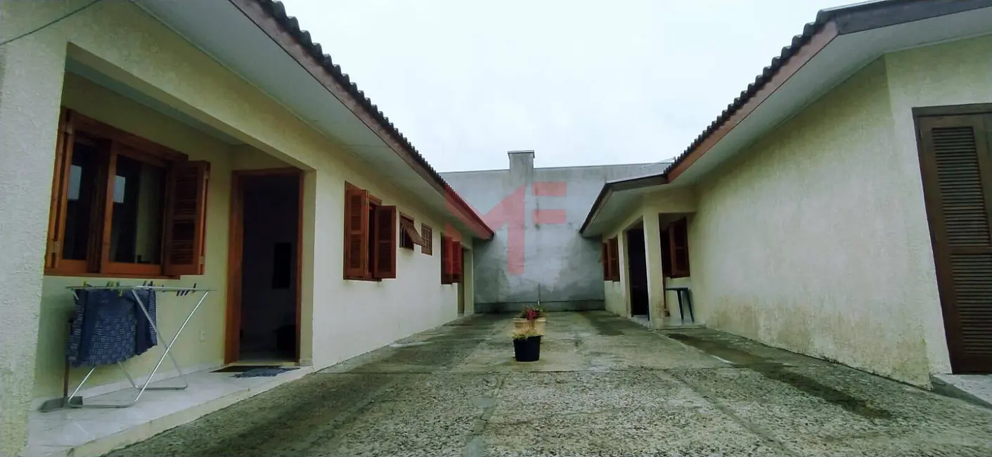 Foto 6 de Casa com 5 quartos à venda em Capao Da Canoa - RS