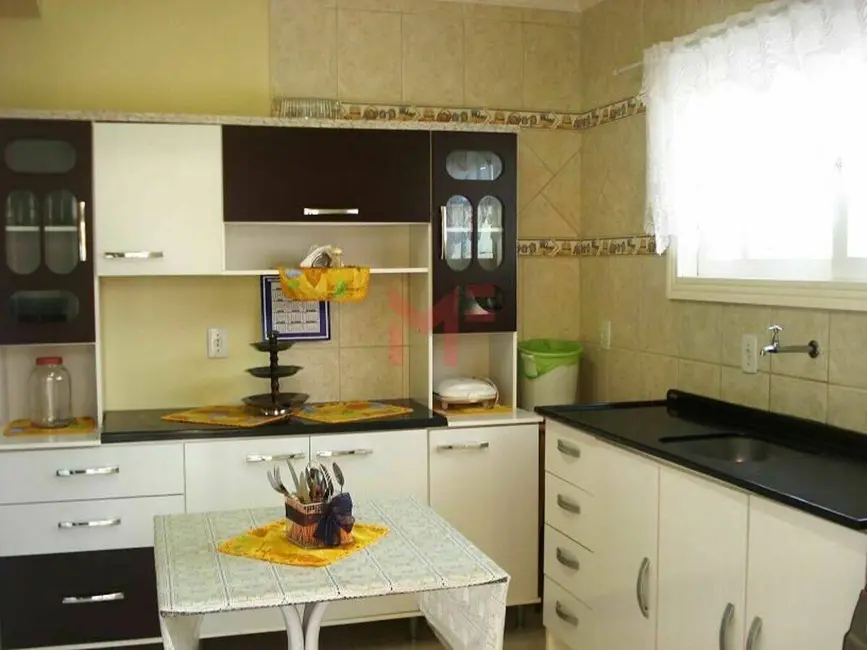Casa com 3 quartos à venda em Capao Da Canoa - RS - imagem 5 Foto 5 de Casa com 3 quartos à venda em Capao Da Canoa - RS