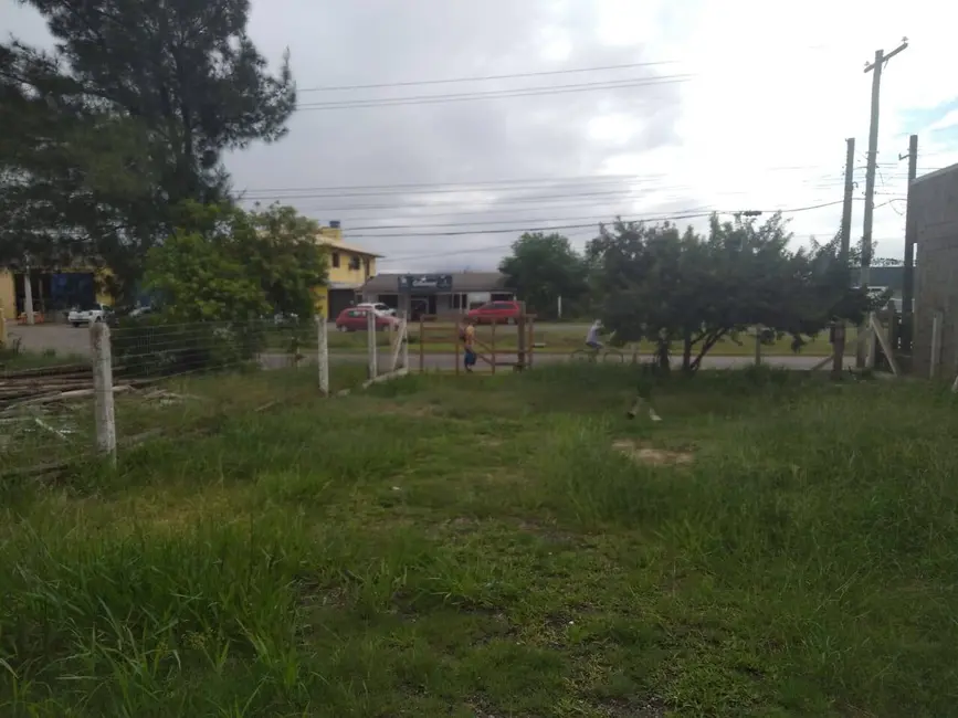 Foto 2 de Terreno / Lote à venda em Capao Da Canoa - RS