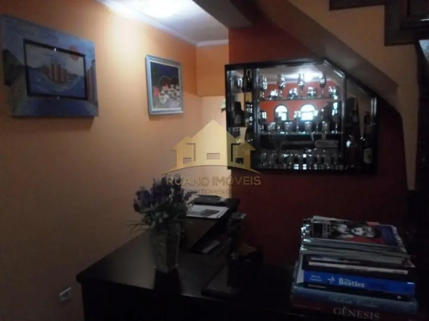 Sobrado com 3 quartos à venda, 187m2 em Cidade Líder, São Paulo - SP - imagem 5 Foto 5 de Sobrado com 3 quartos à venda, 187m2 em Cidade Líder, São Paulo - SP