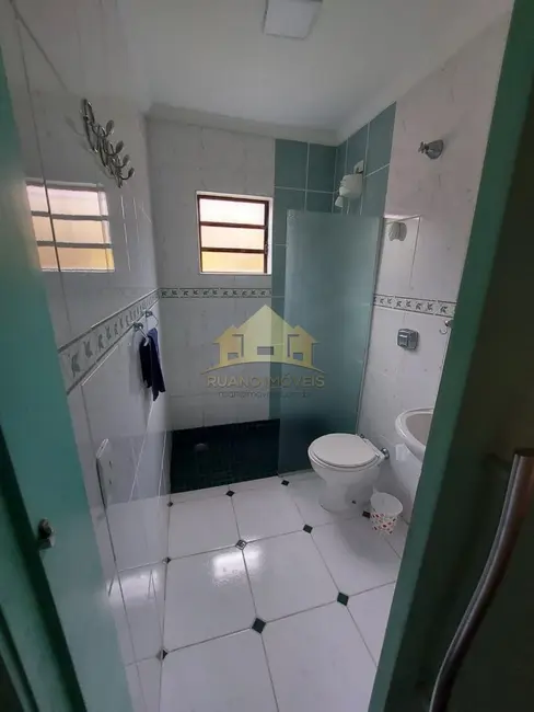 Sobrado com 4 quartos à venda, 160m2 em Cidade Líder, São Paulo - SP - imagem 9 Foto 9 de Sobrado com 4 quartos à venda, 160m2 em Cidade Líder, São Paulo - SP