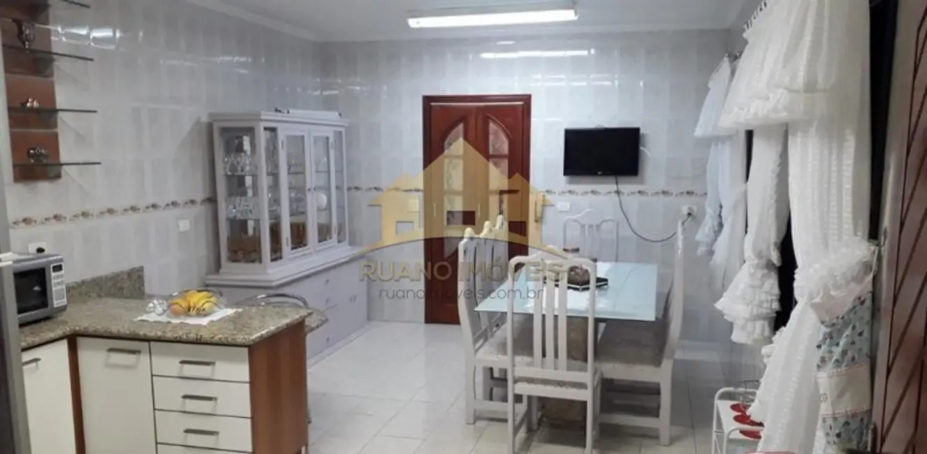 Sobrado com 3 quartos à venda, 130m2 em Vila Carrão, São Paulo - SP - imagem 5 Foto 5 de Sobrado com 3 quartos à venda, 130m2 em Vila Carrão, São Paulo - SP