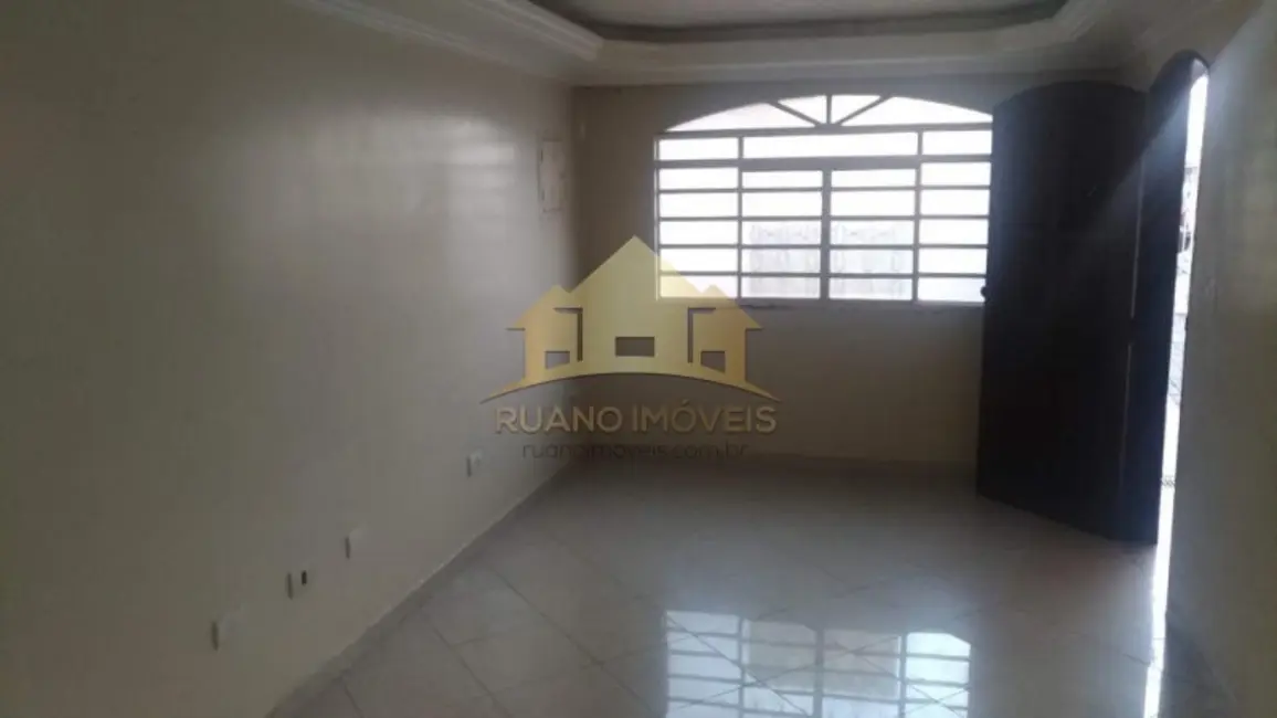 Sobrado com 4 quartos à venda, 190m2 em Cidade Líder, São Paulo - SP - imagem 6 Foto 6 de Sobrado com 4 quartos à venda, 190m2 em Cidade Líder, São Paulo - SP