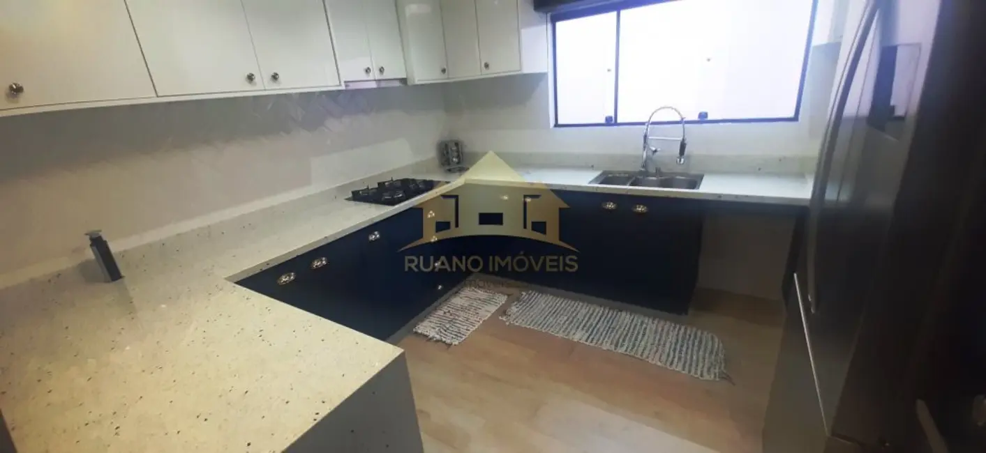 Sobrado com 3 quartos à venda, 213m2 em Vila Nhocune, São Paulo - SP - imagem 8 Foto 8 de Sobrado com 3 quartos à venda, 213m2 em Vila Nhocune, São Paulo - SP