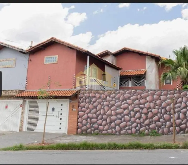 Foto 2 de Sobrado com 3 quartos à venda, 140m2 em Jardim Santa Maria, São Paulo - SP