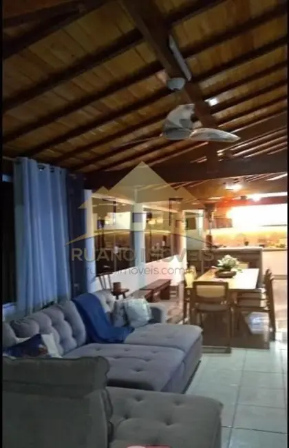 Sobrado com 3 quartos à venda, 120m2 em Itaquera, São Paulo - SP - imagem 6 Foto 6 de Sobrado com 3 quartos à venda, 120m2 em Itaquera, São Paulo - SP