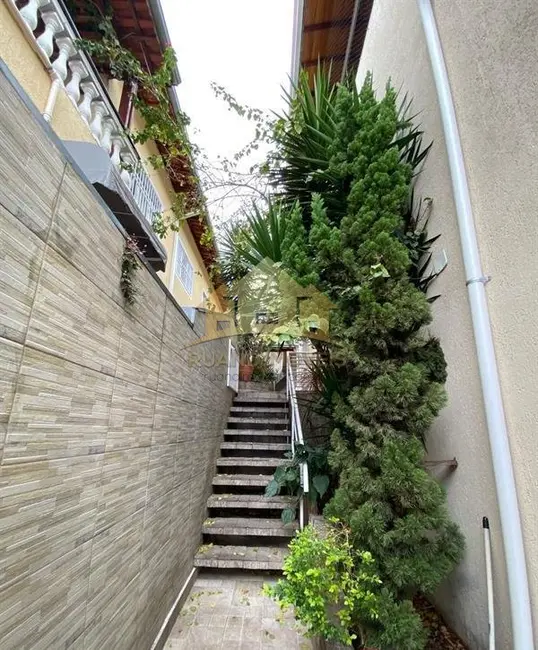 Sobrado com 3 quartos à venda, 120m2 em Itaquera, São Paulo - SP - imagem 4 Foto 4 de Sobrado com 3 quartos à venda, 120m2 em Itaquera, São Paulo - SP