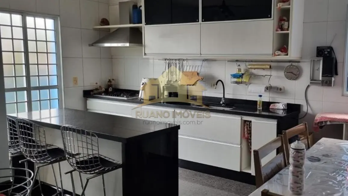 Sobrado com 3 quartos à venda, 197m2 em Cidade Patriarca, São Paulo - SP - imagem 5 Foto 5 de Sobrado com 3 quartos à venda, 197m2 em Cidade Patriarca, São Paulo - SP