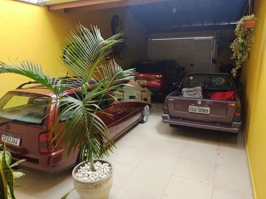 Sobrado com 3 quartos à venda, 247m2 em Penha de França, São Paulo - SP - imagem 3 Foto 3 de Sobrado com 3 quartos à venda, 247m2 em Penha de França, São Paulo - SP