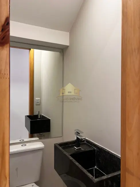 Sobrado com 3 quartos à venda, 186m2 em Vila Ré, São Paulo - SP - imagem 9 Foto 9 de Sobrado com 3 quartos à venda, 186m2 em Vila Ré, São Paulo - SP