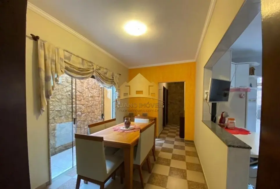 Foto 2 de Casa com 4 quartos à venda, 160m2 em Itaquera, São Paulo - SP