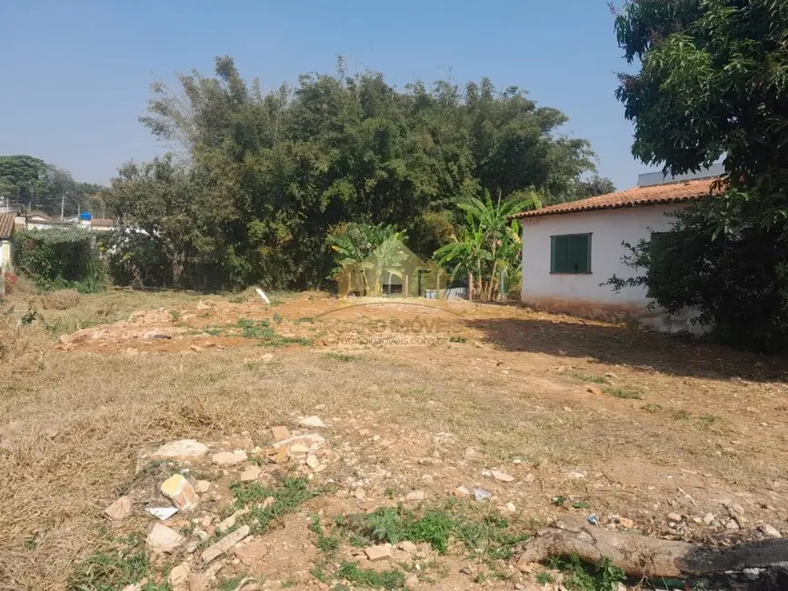 Foto 3 de Terreno / Lote à venda, 1000m2 em Aracoiaba Da Serra - SP