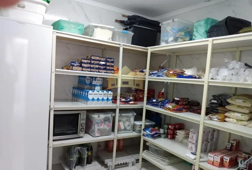 Foto 5 de Sobrado com 4 quartos à venda, 300m2 em Parque Tomas Saraiva, São Paulo - SP