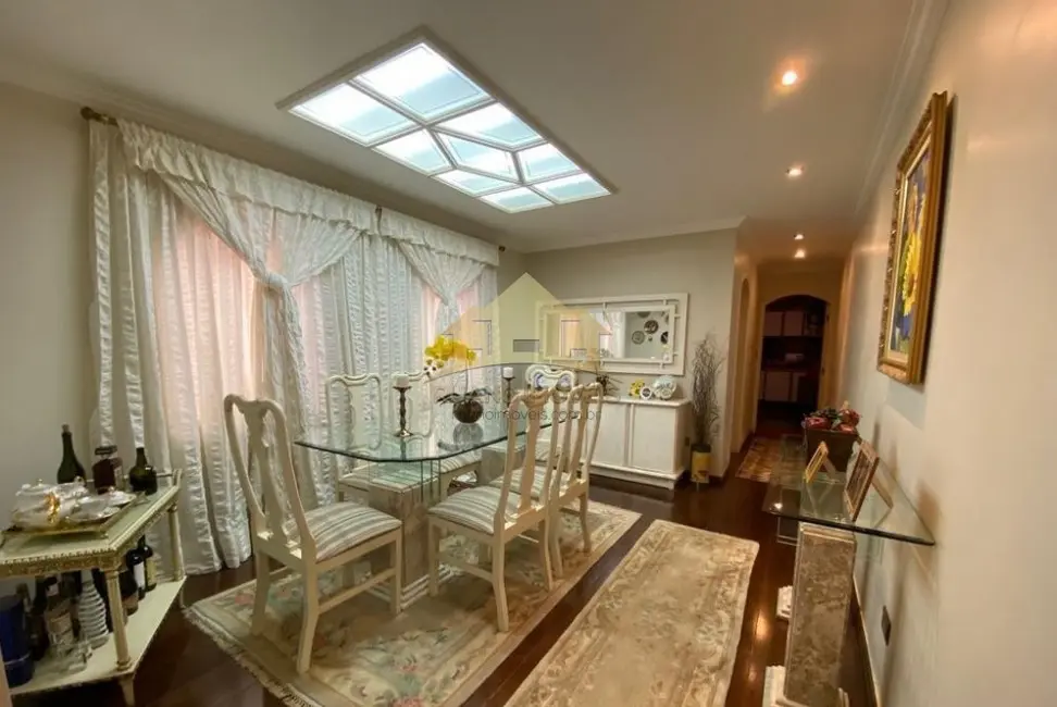 Sobrado com 3 quartos à venda, 250m2 em Tatuapé, São Paulo - SP - imagem 4 Foto 4 de Sobrado com 3 quartos à venda, 250m2 em Tatuapé, São Paulo - SP