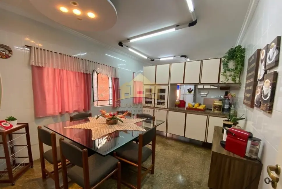 Sobrado com 3 quartos à venda, 250m2 em Tatuapé, São Paulo - SP - imagem 7 Foto 7 de Sobrado com 3 quartos à venda, 250m2 em Tatuapé, São Paulo - SP