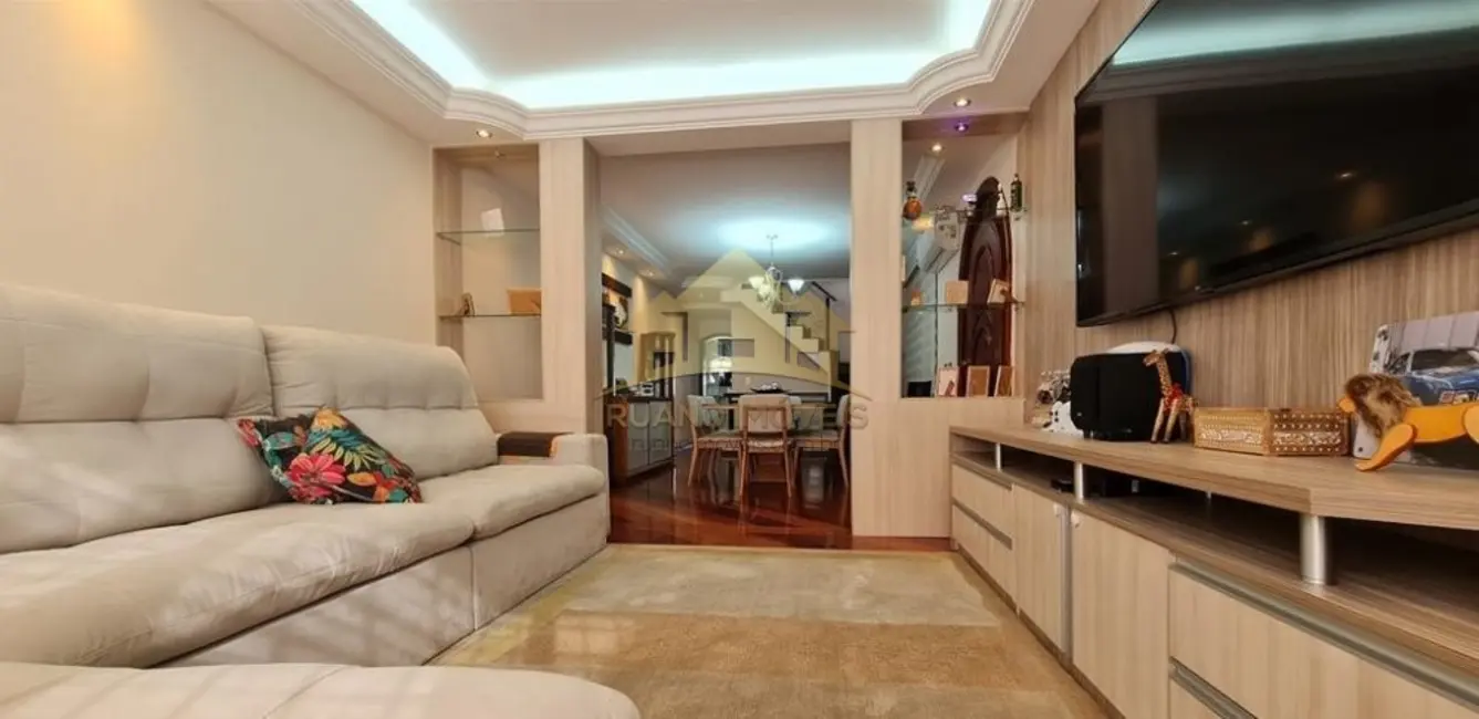 Sobrado com 3 quartos à venda, 300m2 em Vila Costa Melo, São Paulo - SP - imagem 9 Foto 9 de Sobrado com 3 quartos à venda, 300m2 em Vila Costa Melo, São Paulo - SP