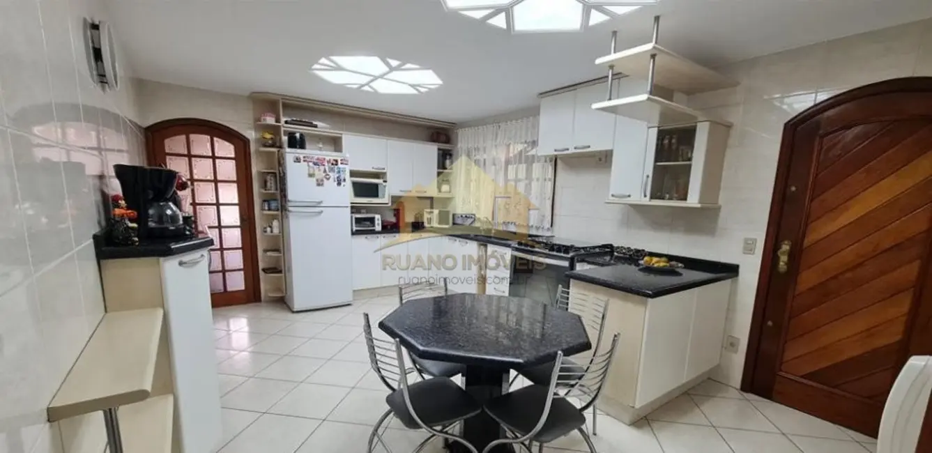 Sobrado com 3 quartos à venda, 300m2 em Vila Costa Melo, São Paulo - SP - imagem 6 Foto 6 de Sobrado com 3 quartos à venda, 300m2 em Vila Costa Melo, São Paulo - SP