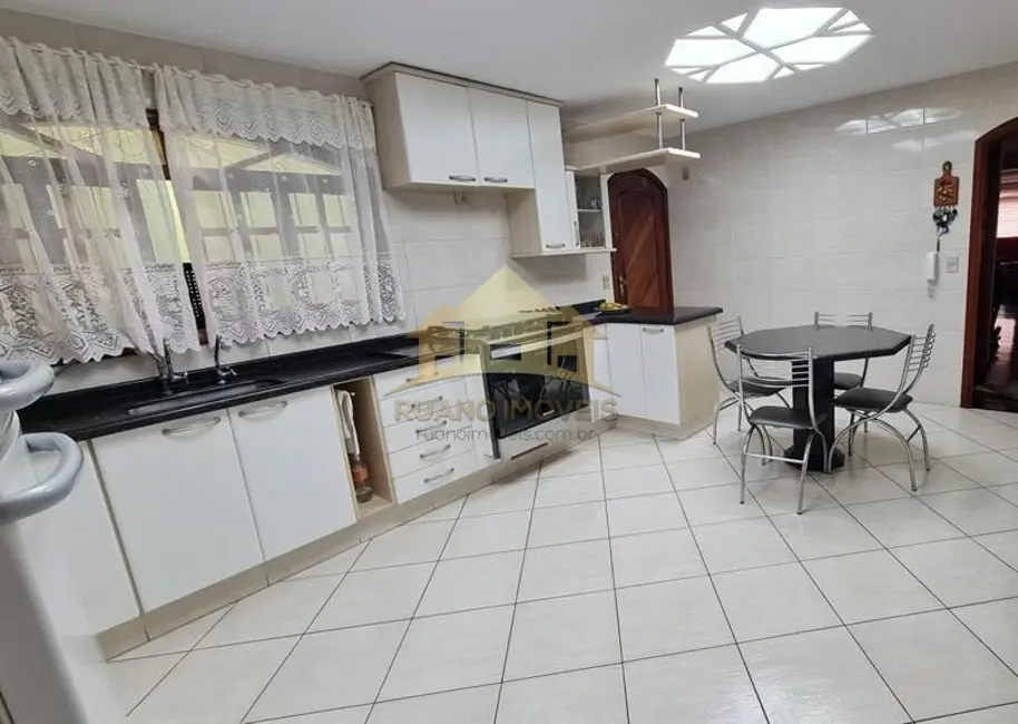 Sobrado com 3 quartos à venda, 300m2 em Vila Costa Melo, São Paulo - SP - imagem 5 Foto 5 de Sobrado com 3 quartos à venda, 300m2 em Vila Costa Melo, São Paulo - SP