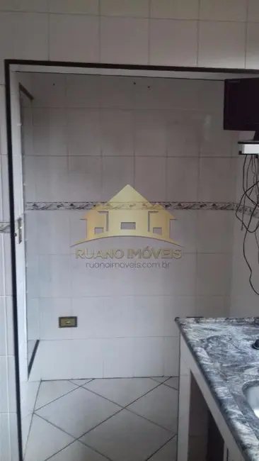 Foto 3 de Sobrado com 2 quartos para alugar, 140m2 em Vila Dalila, São Paulo - SP