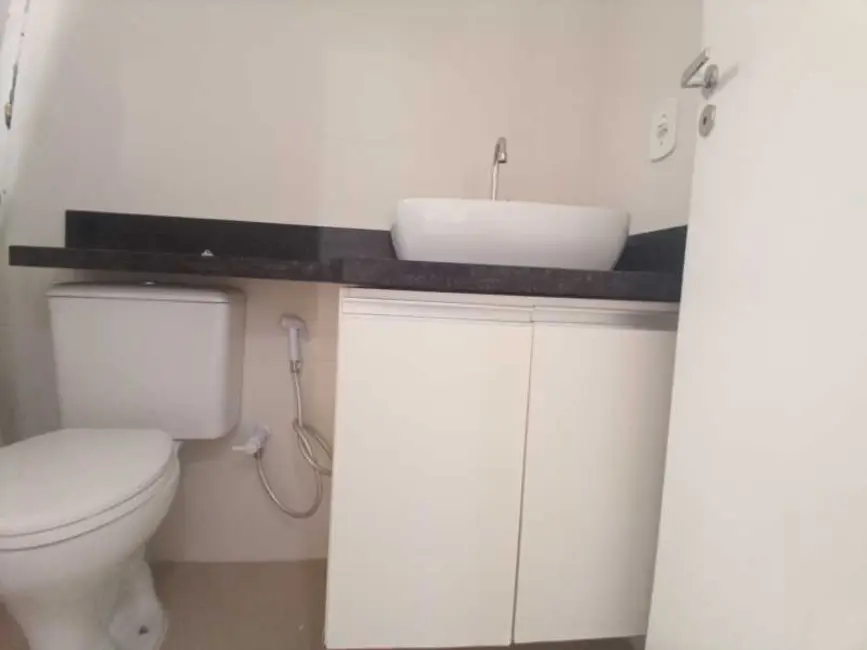 Loft / Flat com 1 quarto para alugar em Cabo Frio - RJ - imagem 4 Foto 4 de Loft / Flat com 1 quarto para alugar em Cabo Frio - RJ