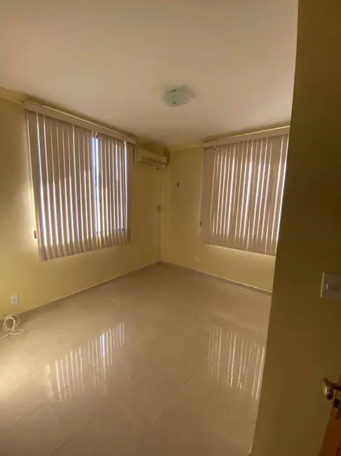 Foto 5 de Casa com 4 quartos para alugar, 800m2 em Ponta Negra, Manaus - AM