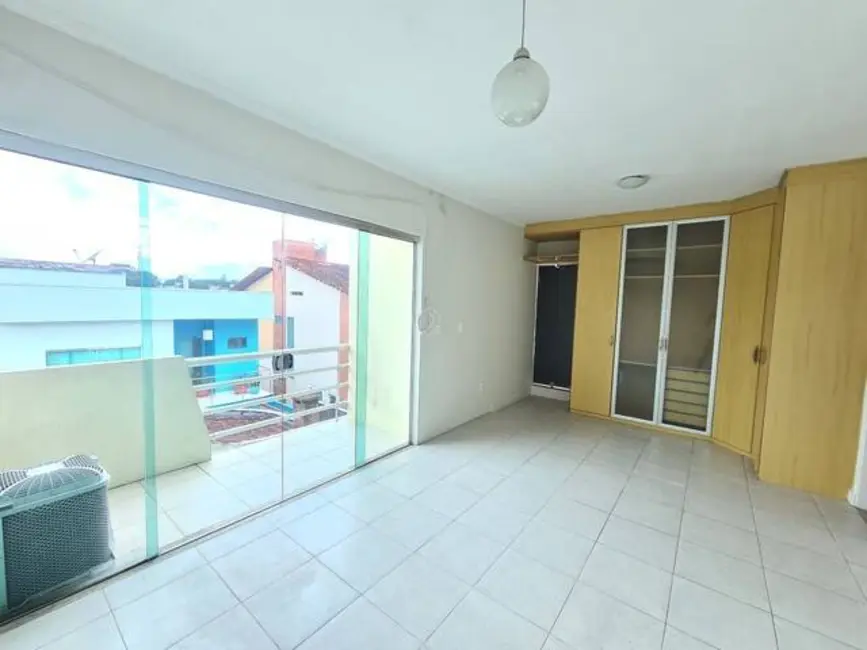 Casa à venda, 250m2 em Flores, Manaus - AM - imagem 3 Foto 3 de Casa à venda, 250m2 em Flores, Manaus - AM