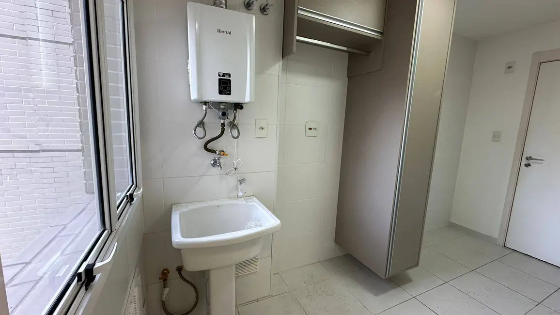 Foto 4 de Apartamento com 3 quartos para alugar, 169m2 em Ponta Negra, Manaus - AM