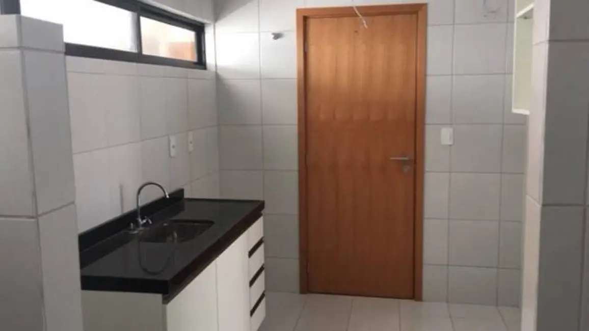 Apartamento com 2 quartos à venda e para alugar, 68m2 em Boa Viagem, Recife - PE - imagem 8 Foto 8 de Apartamento com 2 quartos à venda e para alugar, 68m2 em Boa Viagem, Recife - PE