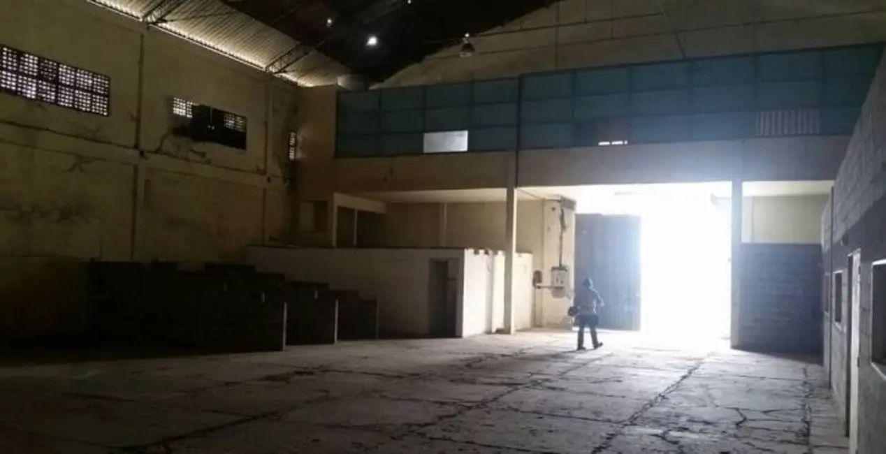 Foto 3 de Sala Comercial para alugar, 584m2 em Ilha do Leite, Recife - PE