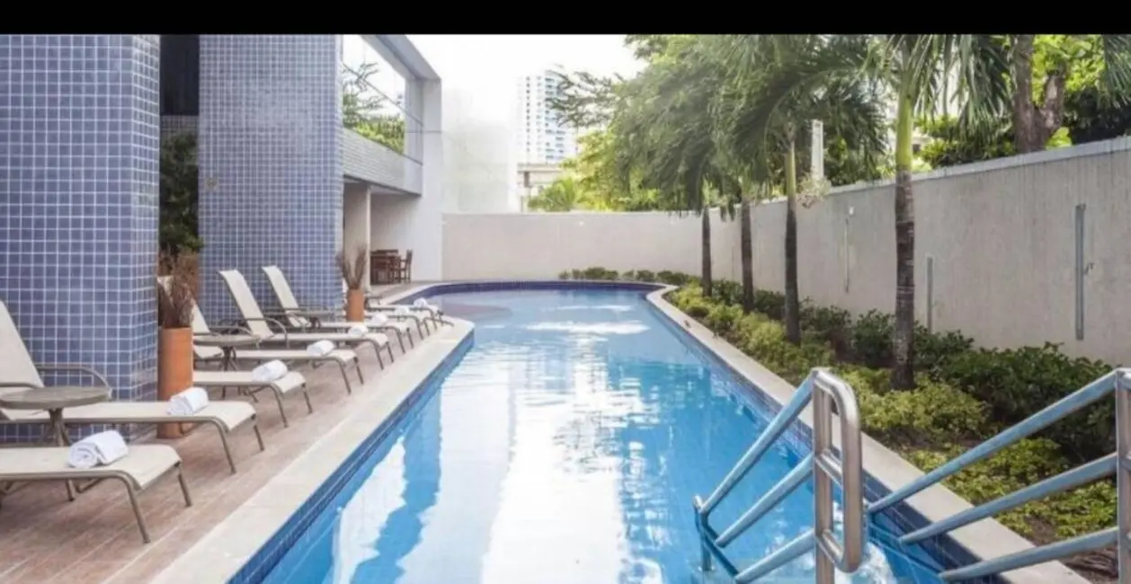 Foto 2 de Apartamento com 2 quartos para alugar, 48m2 em Boa Viagem, Recife - PE