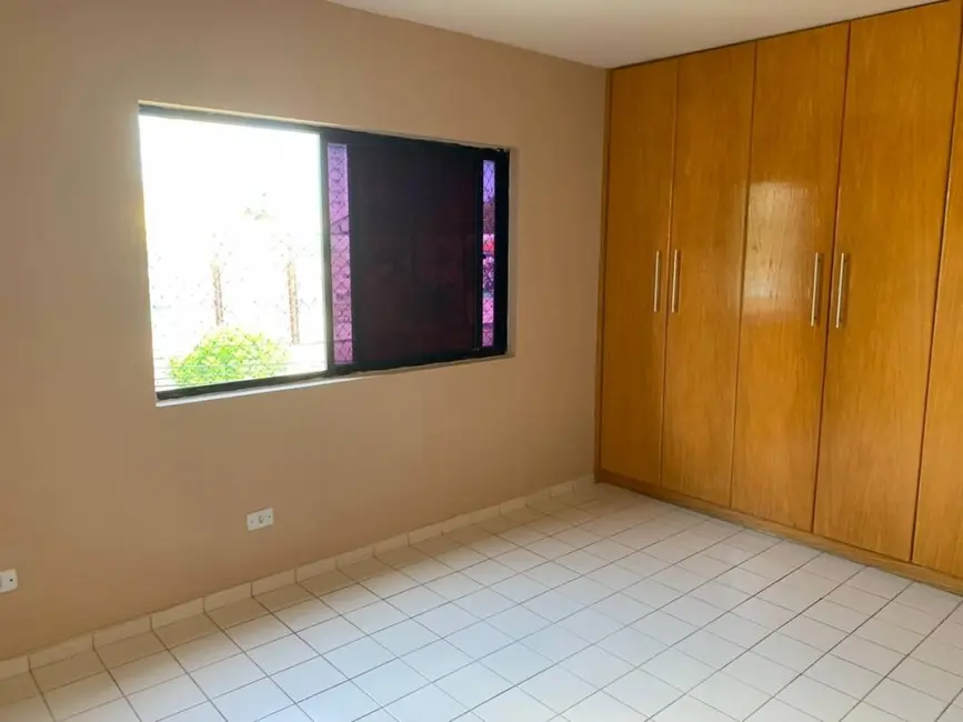 Apartamento com 4 quartos à venda e para alugar, 165m2 em Recife - PE - imagem 3 Foto 3 de Apartamento com 4 quartos à venda e para alugar, 165m2 em Recife - PE