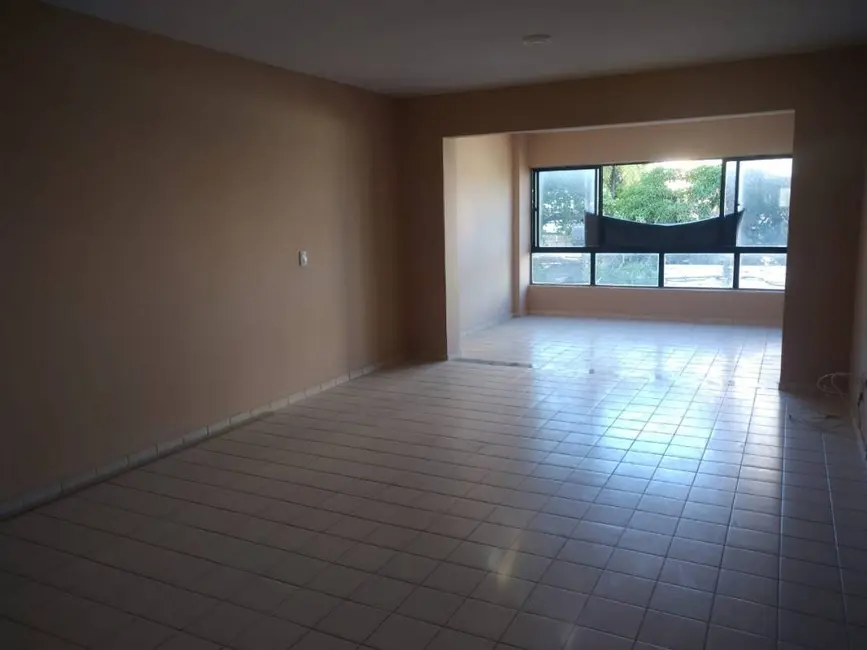 Foto 1 de Apartamento com 4 quartos à venda e para alugar, 165m2 em Recife - PE