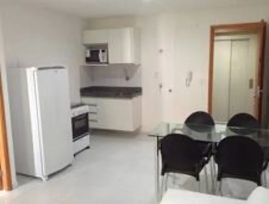 Foto 2 de Apartamento com 1 quarto para alugar, 36m2 em Boa Viagem, Recife - PE