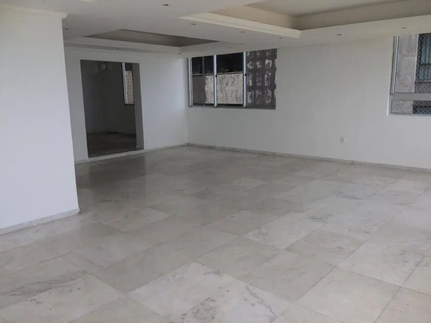 Foto 2 de Apartamento com 4 quartos para alugar, 200m2 em Boa Viagem, Recife - PE