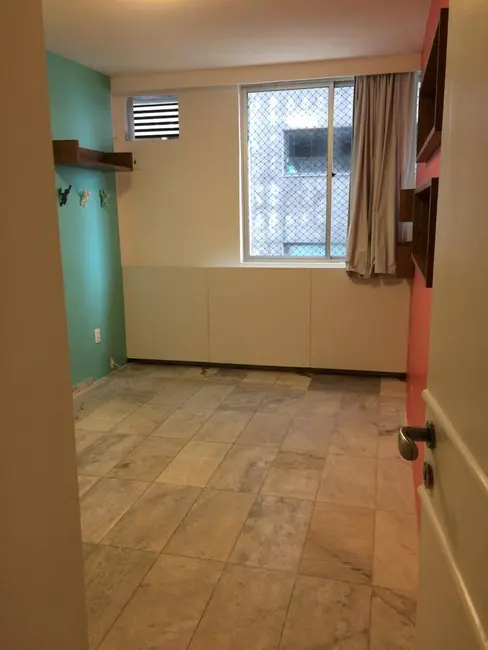 Foto 6 de Apartamento com 4 quartos para alugar, 200m2 em Boa Viagem, Recife - PE