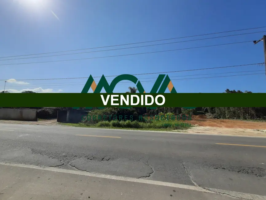 Foto 1 de Terreno / Lote à venda, 431m2 em Itapoa - SC