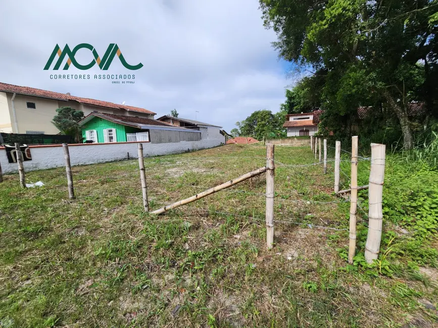 Foto 3 de Terreno / Lote à venda, 288m2 em Itapoa - SC