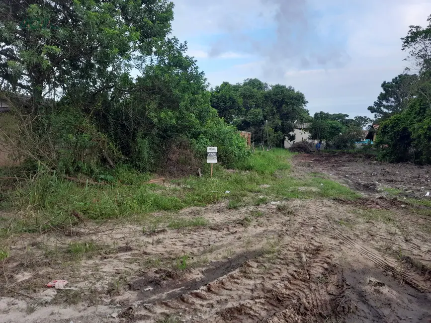 Foto 3 de Terreno / Lote à venda, 288m2 em Itapoa - SC