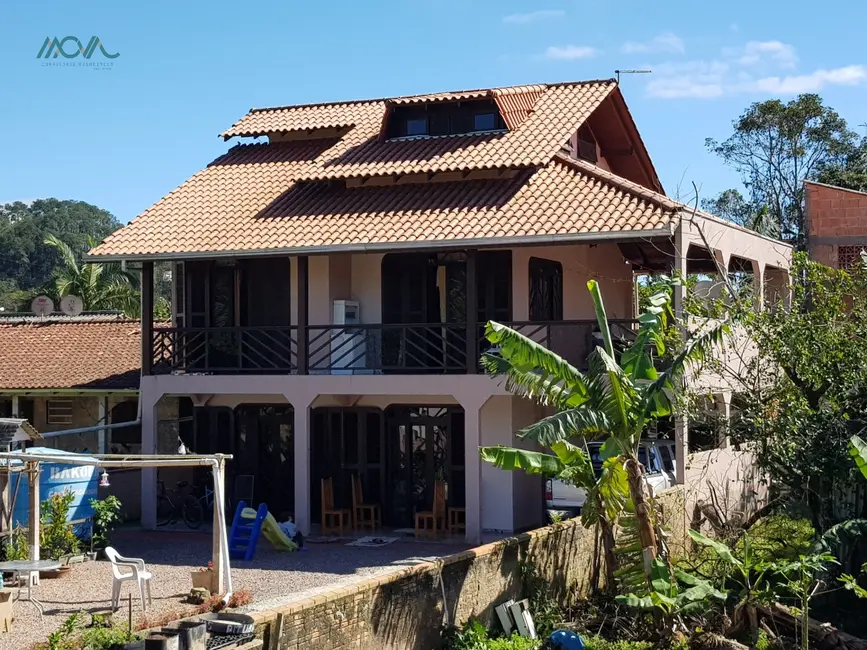 Foto 2 de Casa com 3 quartos à venda, 270m2 em Itapoa - SC