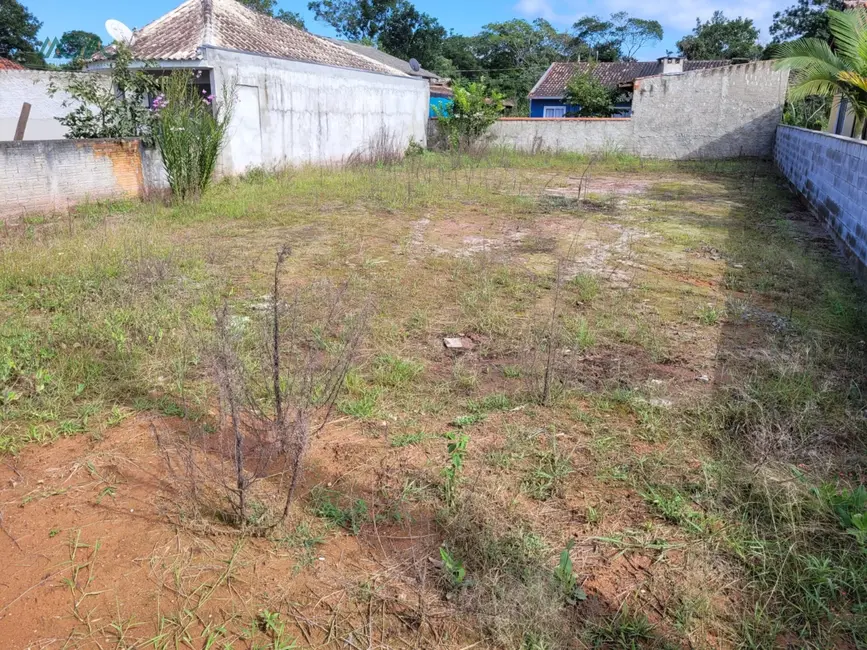 Foto 2 de Terreno / Lote à venda, 375m2 em Itapoa - SC