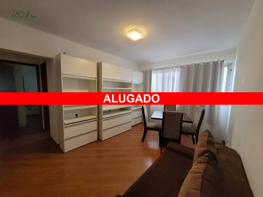 Foto 2 de Apartamento com 1 quarto para alugar, 50m2 em Centro, Curitiba - PR