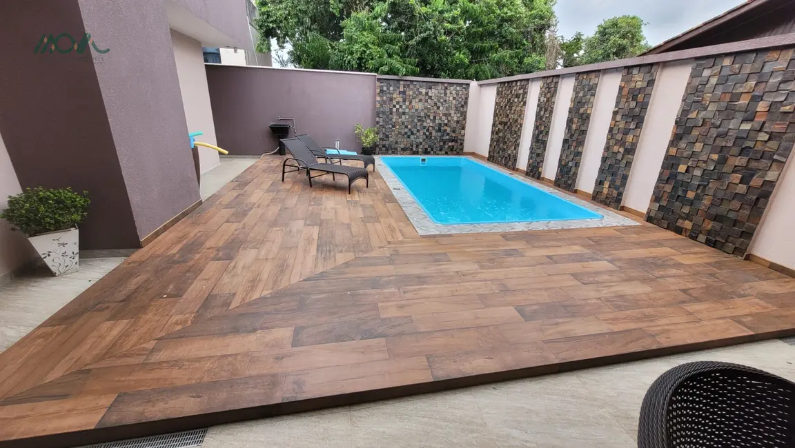 Foto 8 de Casa com 3 quartos à venda, 200m2 em Itapoa - SC