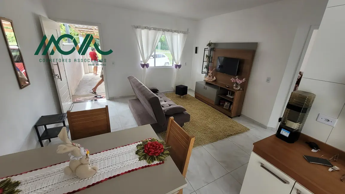 Foto 6 de Casa com 2 quartos à venda, 54m2 em Itapoa - SC