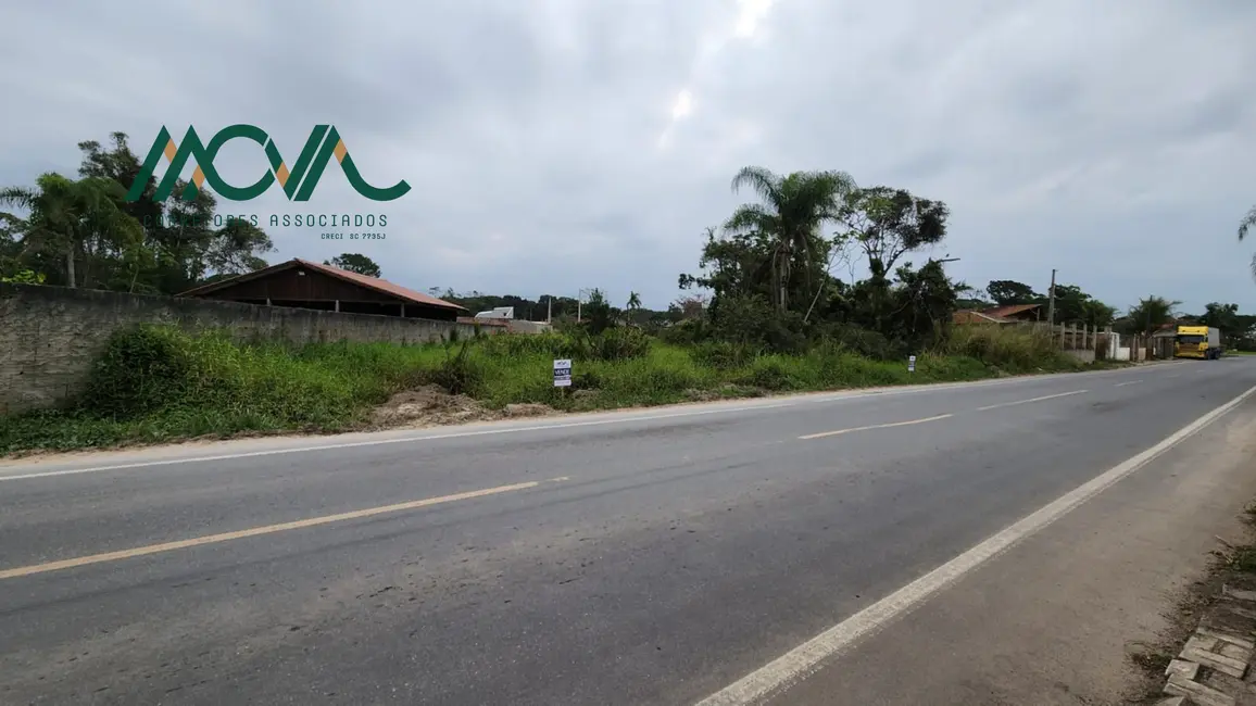 Foto 4 de Terreno / Lote à venda, 450m2 em Itapoa - SC