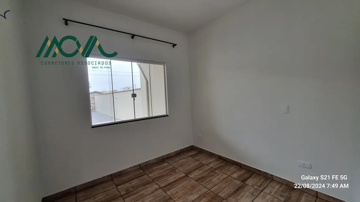 Foto 6 de Casa com 2 quartos para alugar, 80m2 em Itapoa - SC