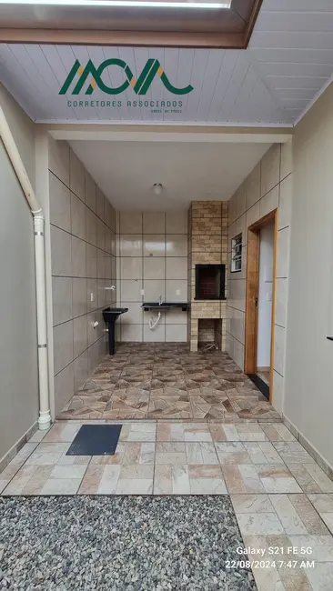 Foto 9 de Casa com 2 quartos para alugar, 80m2 em Itapoa - SC