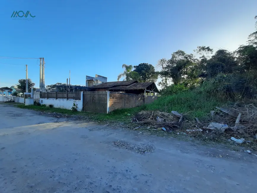 Foto 4 de Terreno / Lote à venda, 360m2 em Itapoa - SC