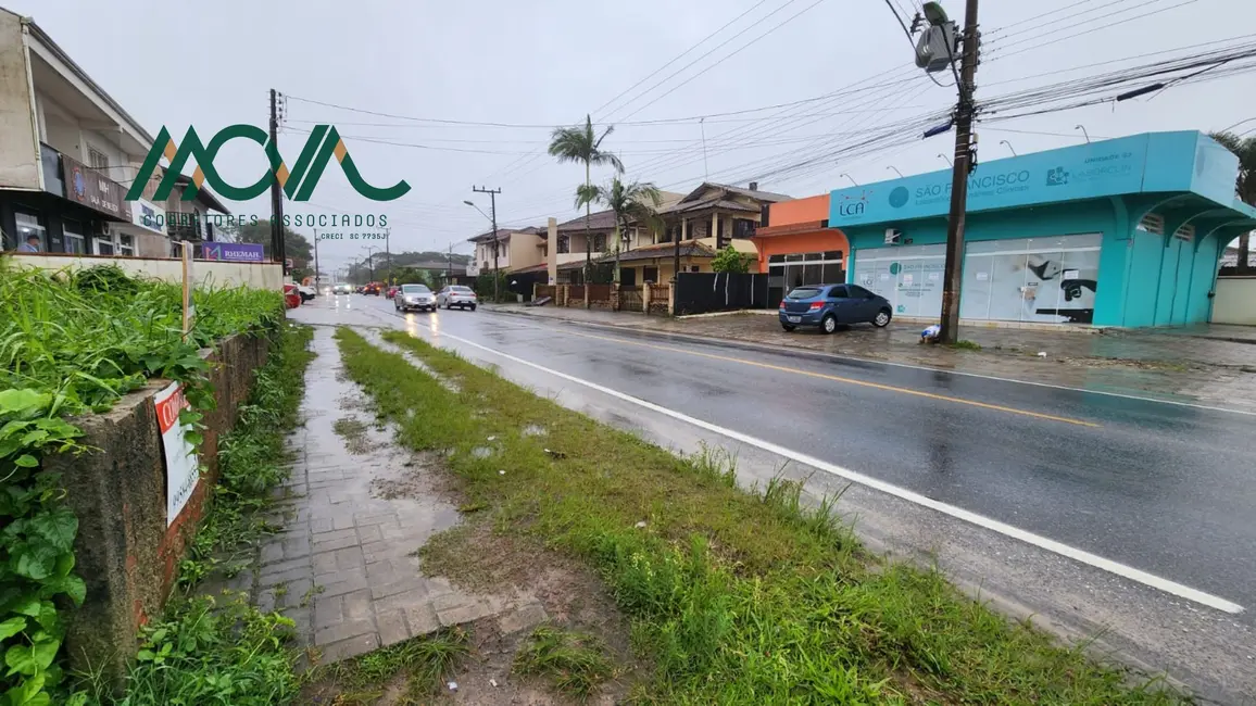 Foto 6 de Terreno / Lote à venda, 384m2 em Itapoa - SC