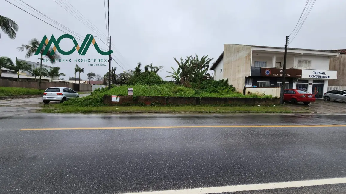 Foto 1 de Terreno / Lote à venda, 384m2 em Itapoa - SC