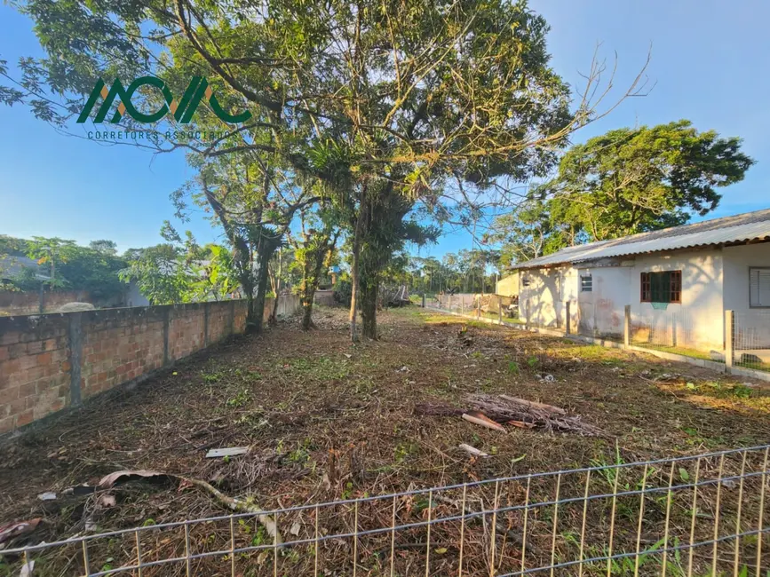 Foto 3 de Terreno / Lote à venda, 360m2 em Itapoa - SC
